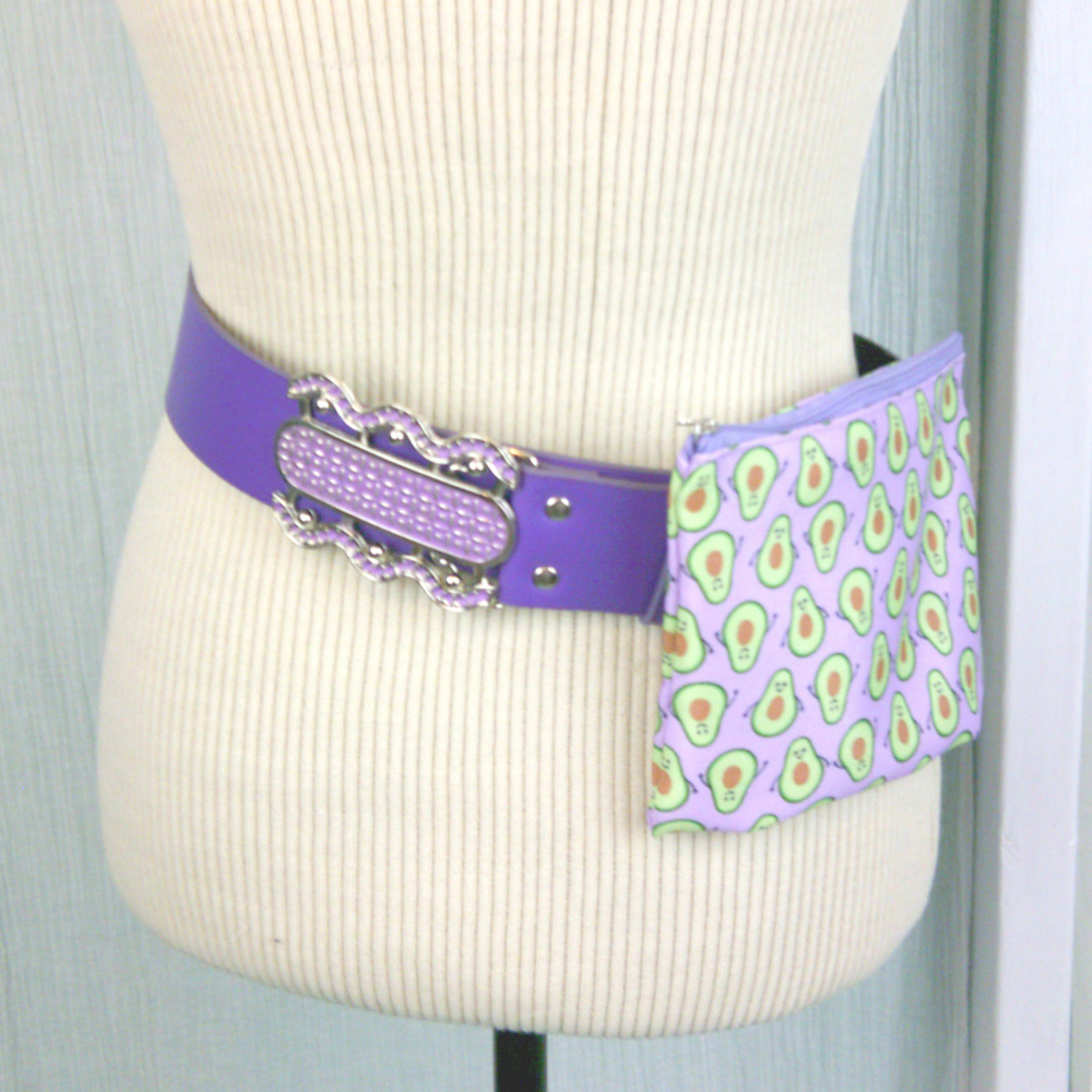 🍒upcycled belt bag purple faux leather